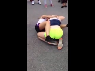 superb street hairpulling fight in shorts rbarzgnb